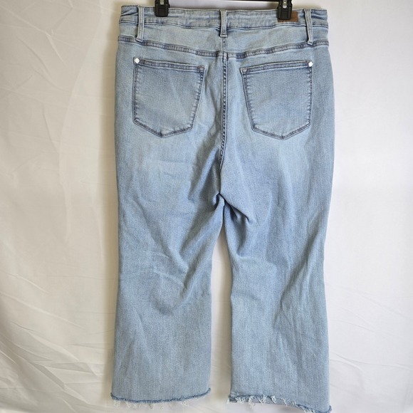 Judy Blue Wide Leg Jeans, Raw Hem Braided Waistline Light Wash, 16W, JB88332 - Picture 2 of 15
